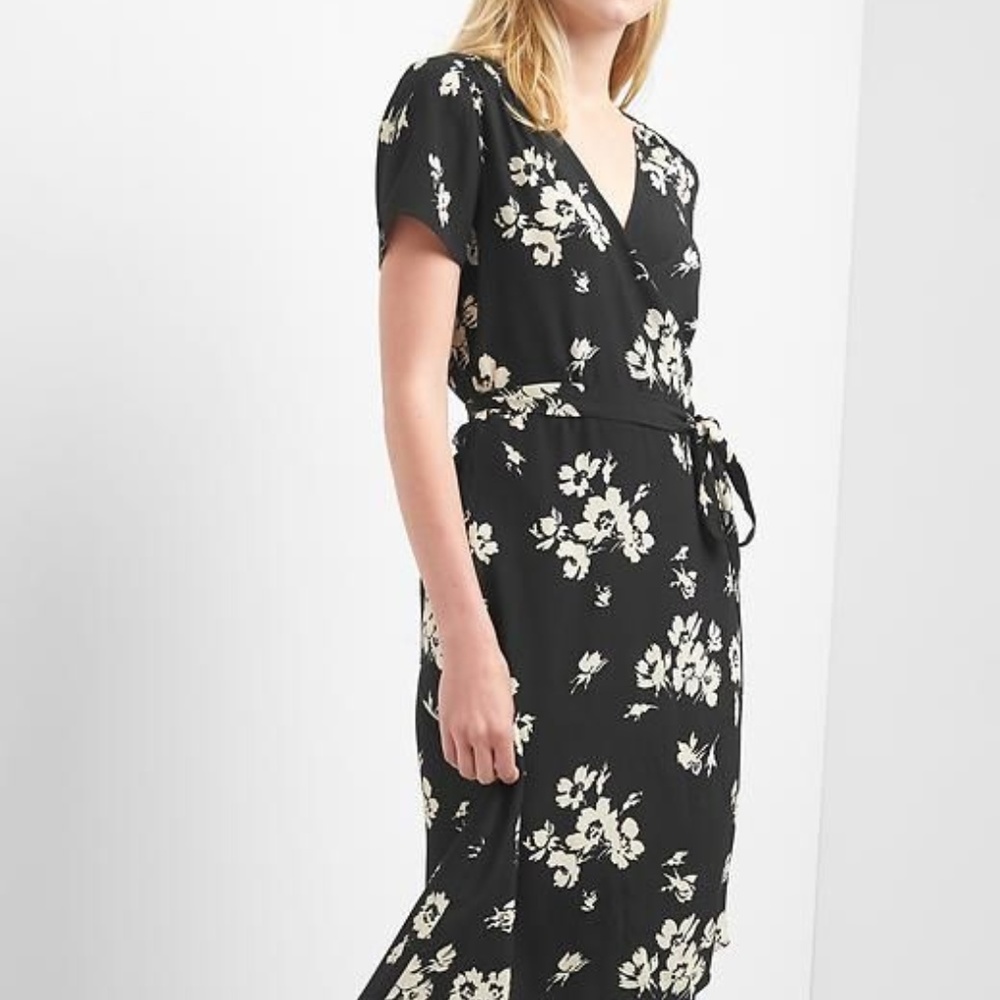 Gap Maternity Floral Print - Black Midi Wrap
